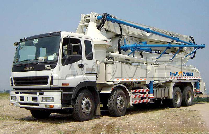 Different Folding Types of Concrete Boom Pump