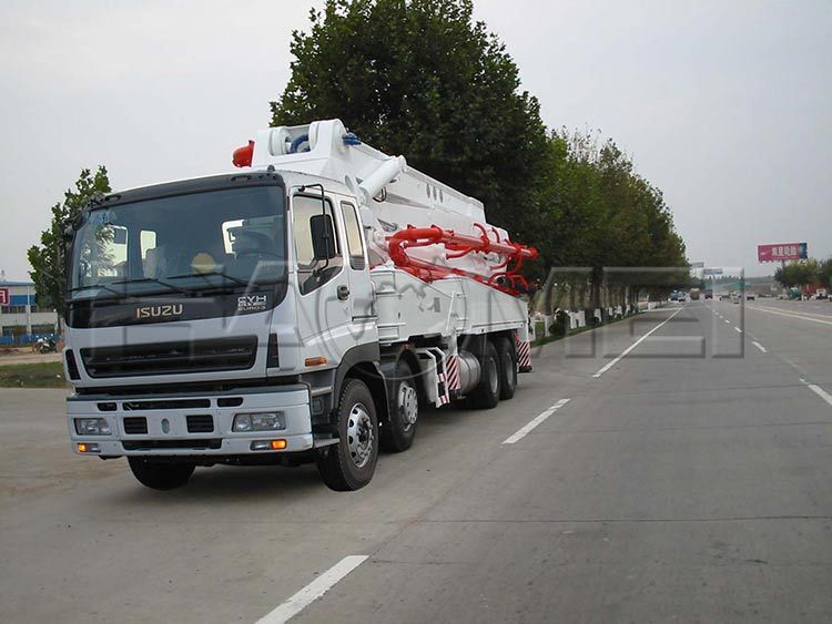 small concrete boom pump.jpg