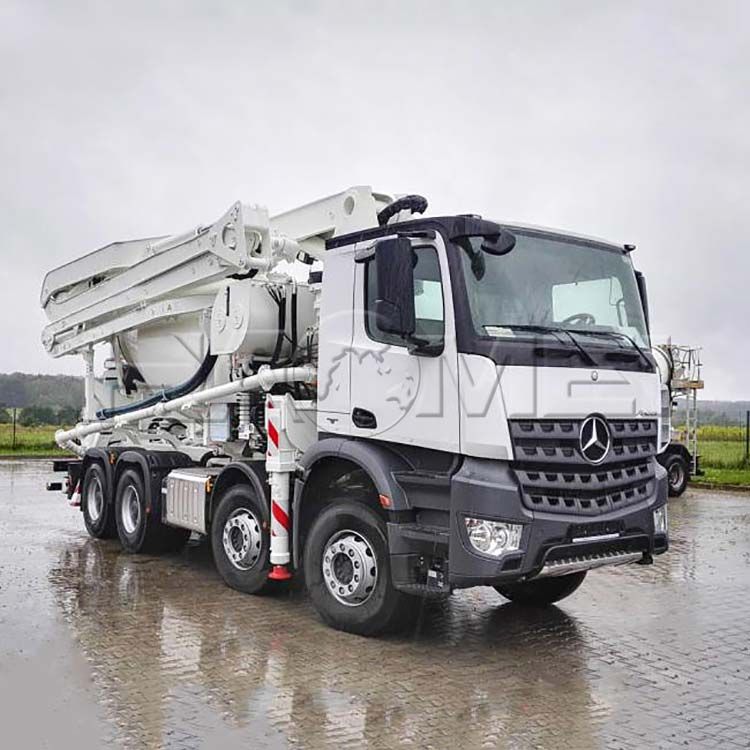 Chinese concrete pump.jpg