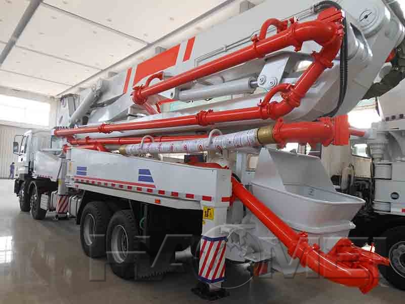 concrete boom pump truck